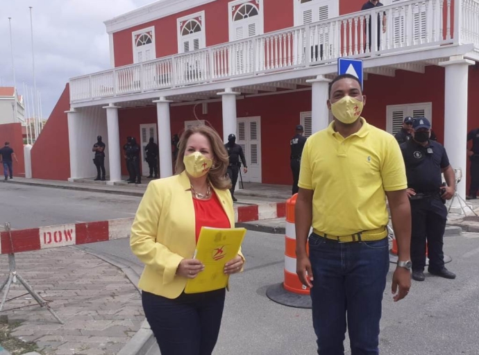 Dia 18 di October e partidonan politico por entrega lista sea personal of digital pa eleccion